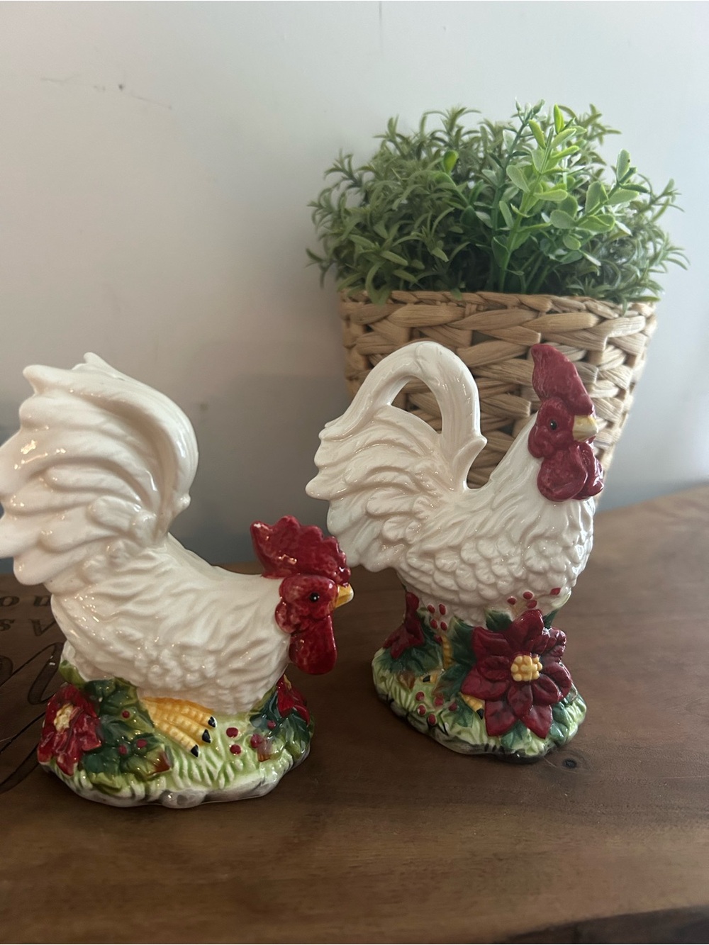 White Ceramic Christmas Roosters Chickens Salt &Pepper Shakers Farmhouse